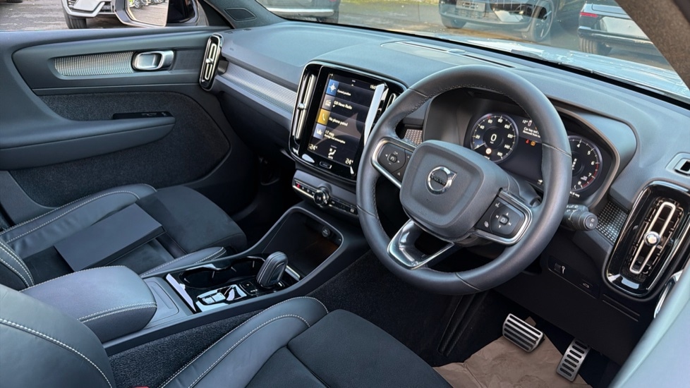 Used Volvo XC40 2022 for sale - 76908552: Photo 4