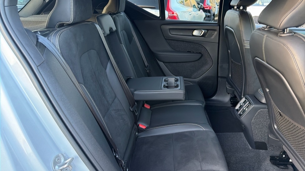 Used Volvo XC40 2022 for sale - 76908552: Photo 6