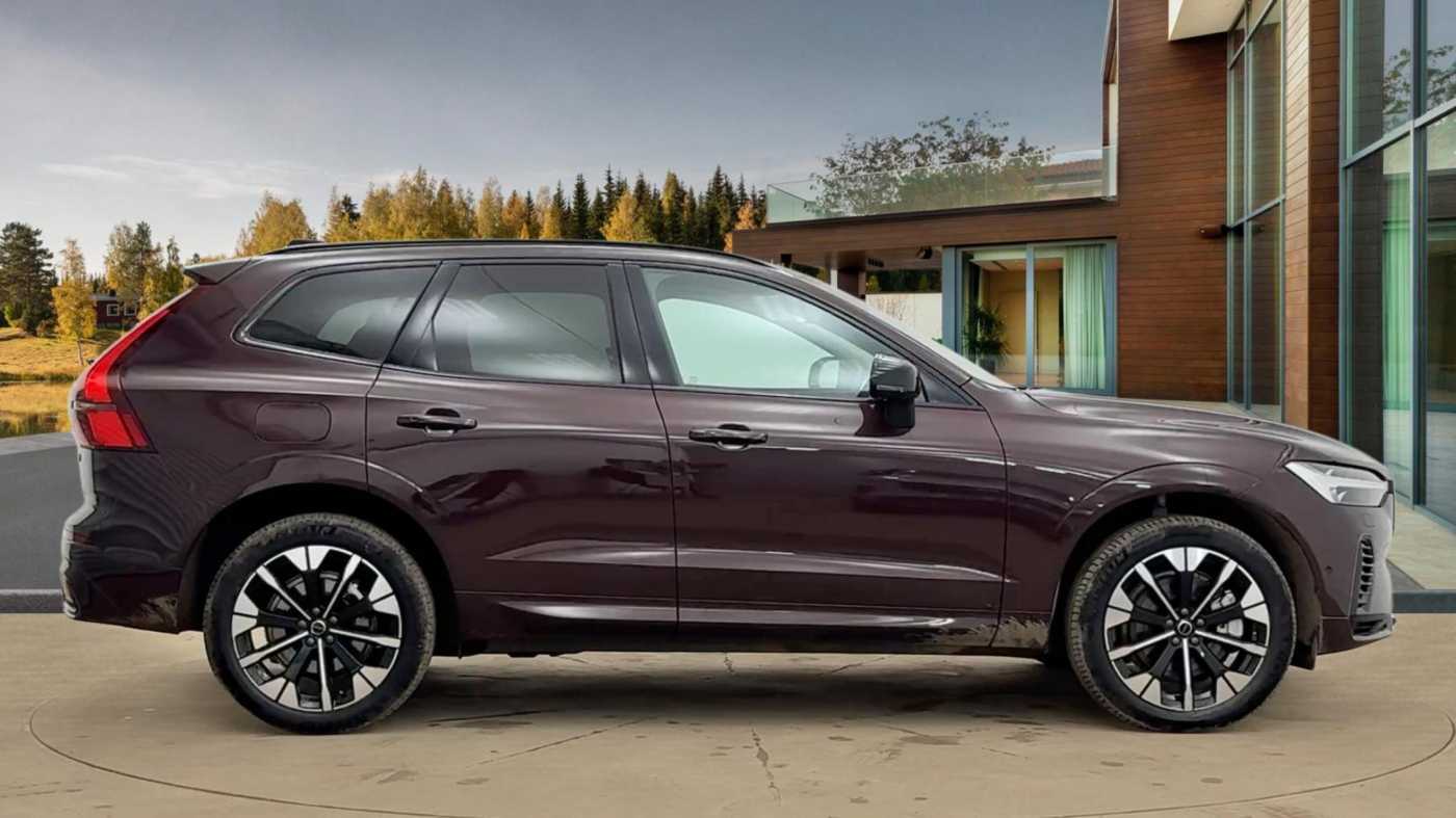 Used Volvo XC60 2025 for sale - 78139295: Photo 2