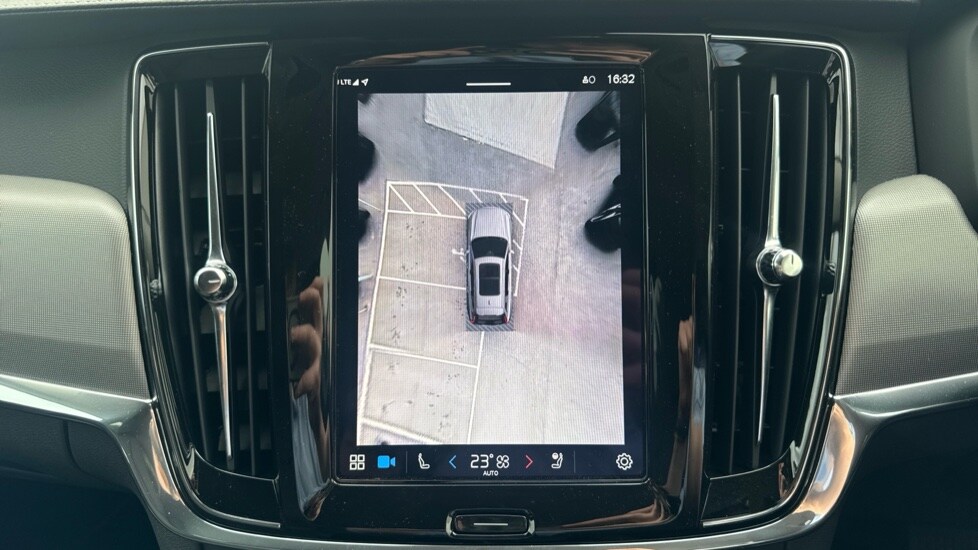 Used Volvo V90 2025 for sale - 76679601: Photo 14