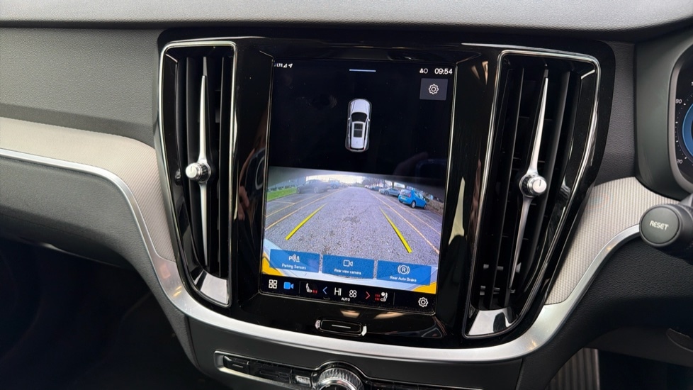 Used Volvo V60 2022 for sale - 77622653: Photo 17