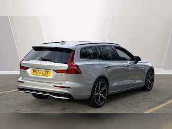 Used Volvo V60 2022 for sale - 77622653: Photo