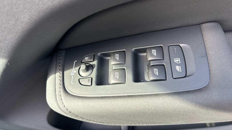 Used Volvo XC60 2026 for sale - 78005501: Photo 22