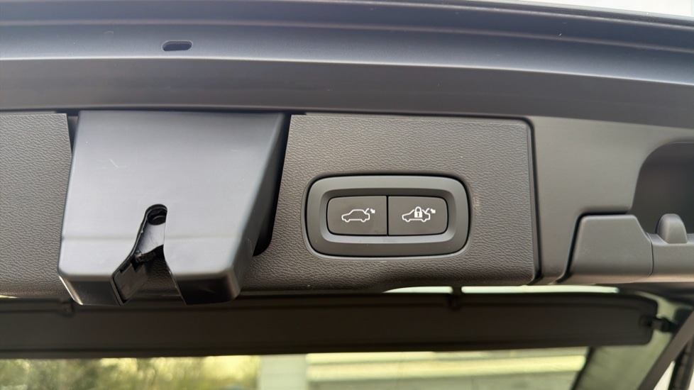 Used Volvo XC60 2023 for sale - 78209748: Photo 14