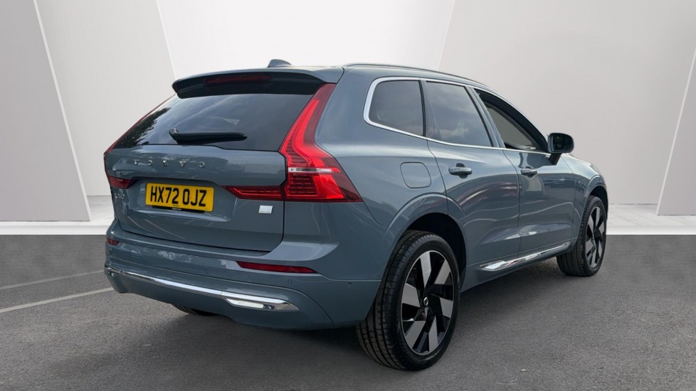 Used Volvo XC60 2023 for sale - 78209748: Photo 2