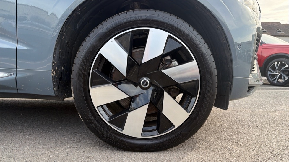 Used Volvo XC60 2023 for sale - 78209748: Photo 9