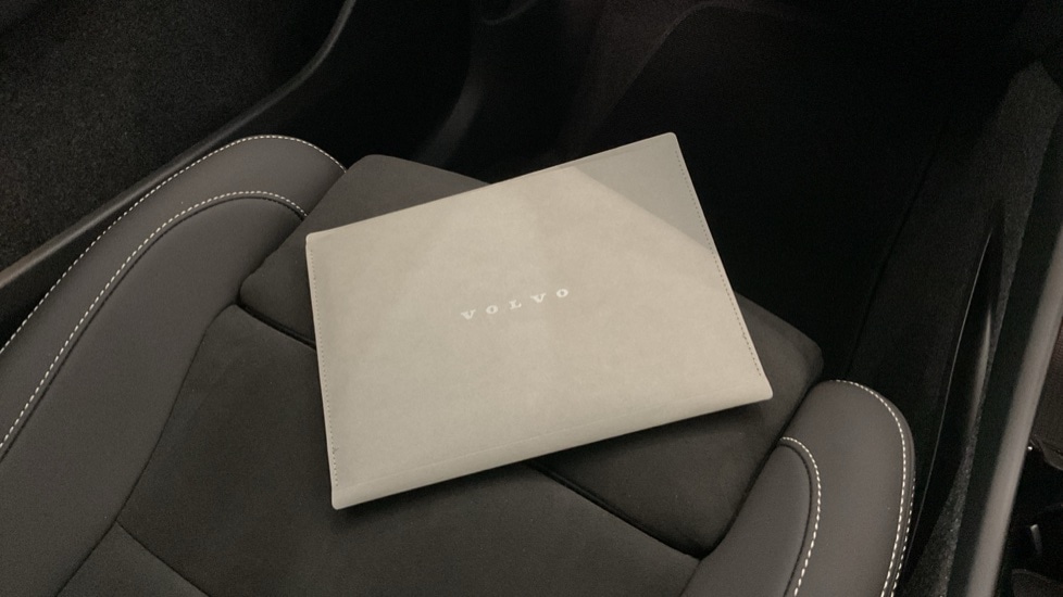 Used Volvo XC40 2025 for sale - 77423637: Photo 14