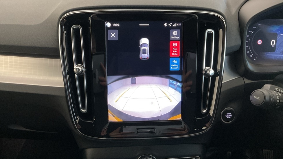 Used Volvo XC40 2025 for sale - 77423637: Photo 17