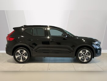 Used Volvo XC40 2025 for sale - 77423637: Photo