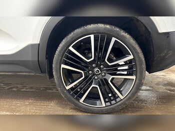 Used Volvo XC40 2025 for sale - 78139705: Photo