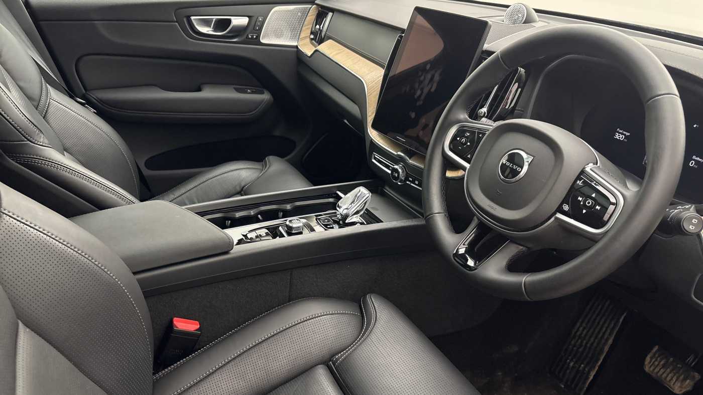 Used Volvo XC60 2025 for sale - 77709121: Photo 9