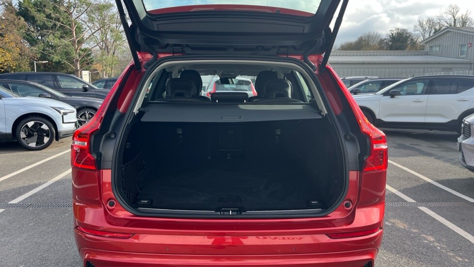 Used Volvo XC60 2023 for sale - 76676109: Photo 13