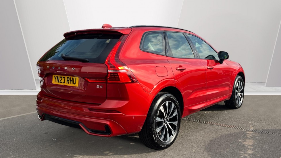 Used Volvo XC60 2023 for sale - 76676109: Photo 2