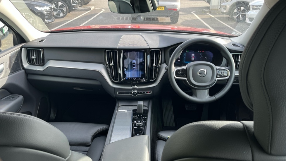 Used Volvo XC60 2023 for sale - 76676109: Photo 5