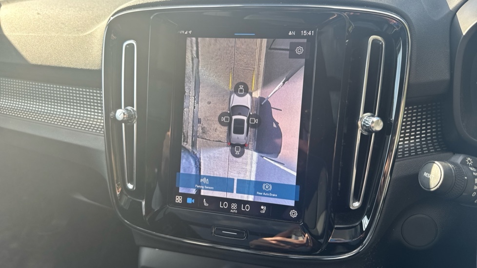 Used Volvo XC40 2022 for sale - 77045623: Photo 15