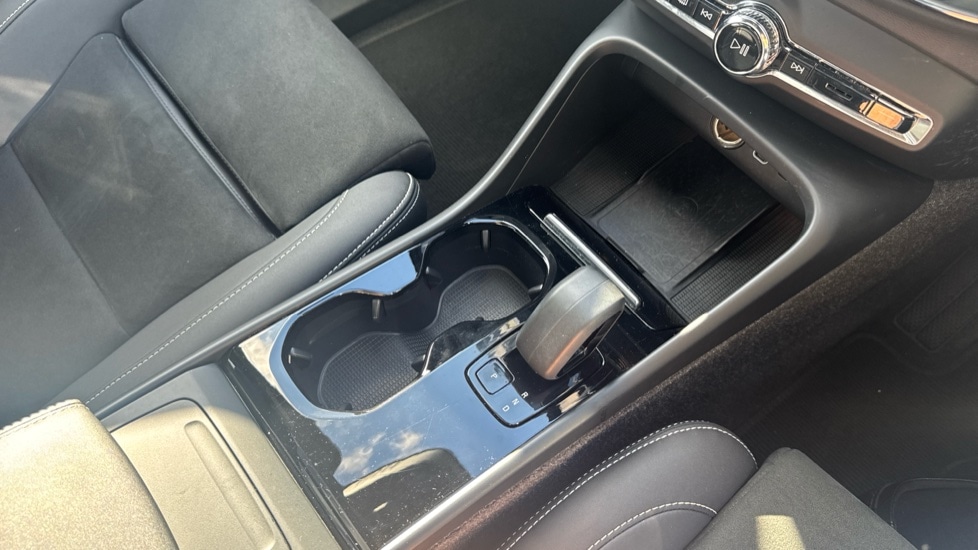 Used Volvo XC40 2022 for sale - 77045623: Photo 23