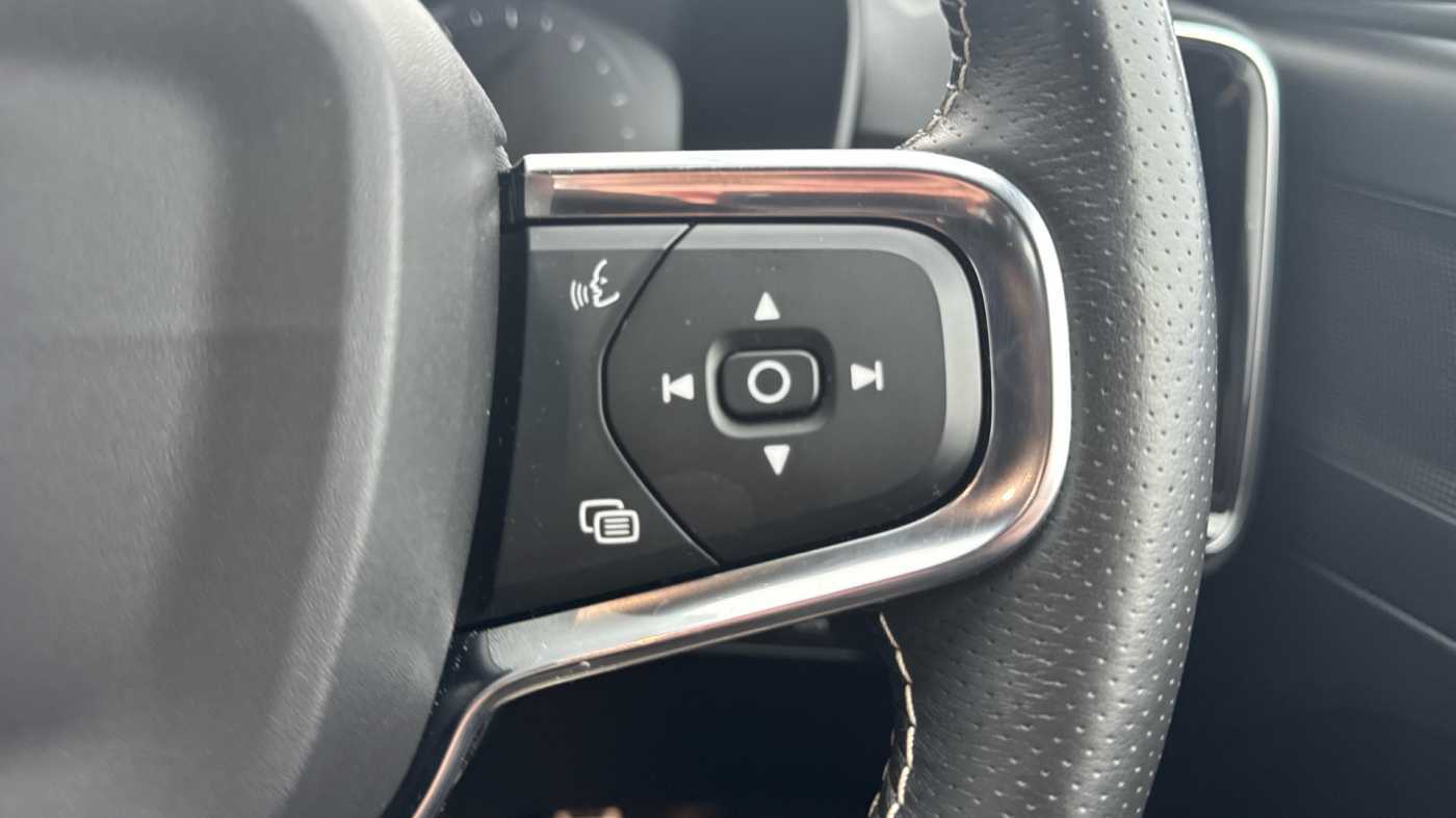 Used Volvo XC40 2020 for sale - 77148444: Photo 15