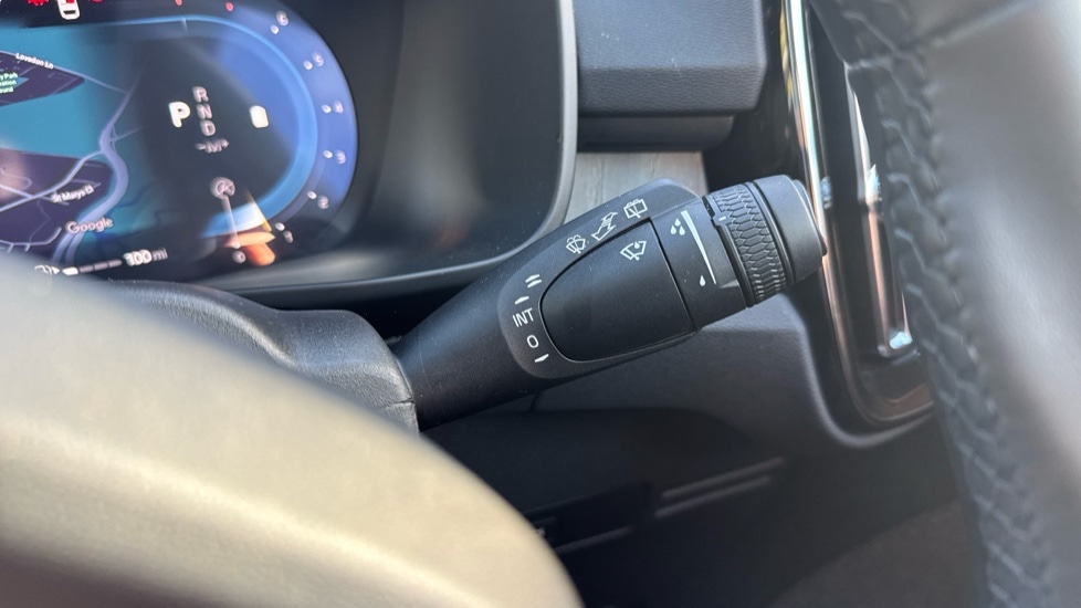 Used Volvo XC40 2025 for sale - 76908553: Photo 22