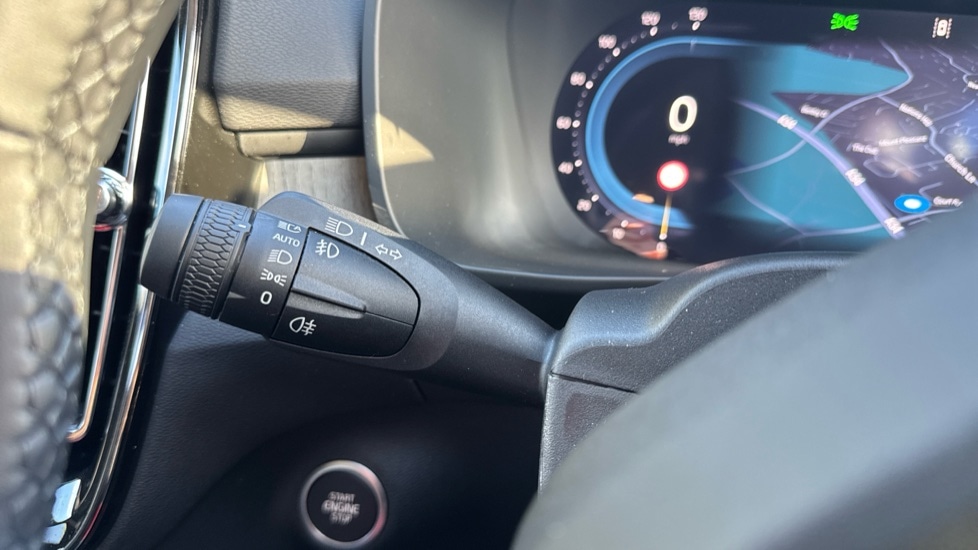 Used Volvo XC40 2025 for sale - 76908553: Photo 23