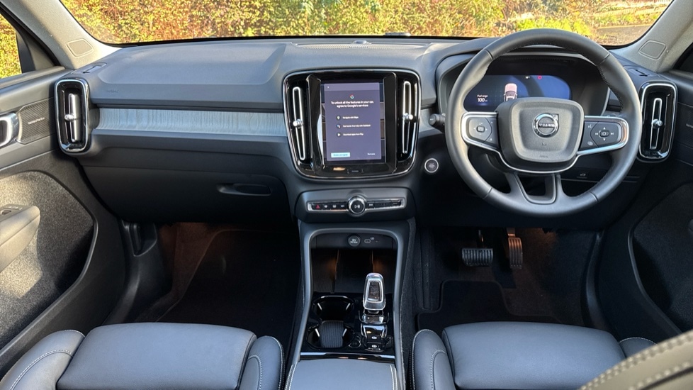 Used Volvo XC40 2025 for sale - 76908553: Photo 5