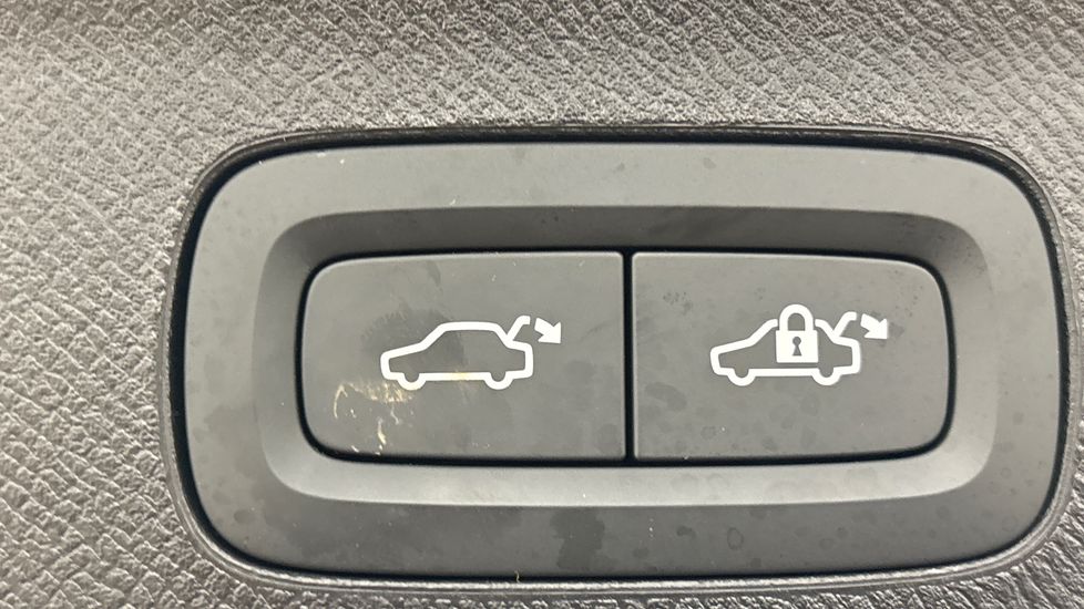 Used Volvo XC90 2025 for sale - 78139720: Photo 19