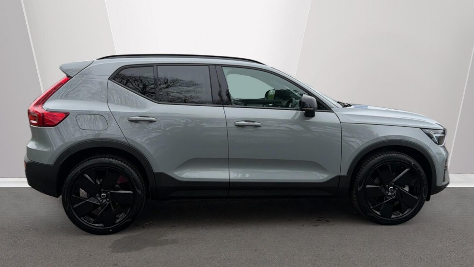 Used Volvo XC40 2026 for sale - 78005477: Photo 3