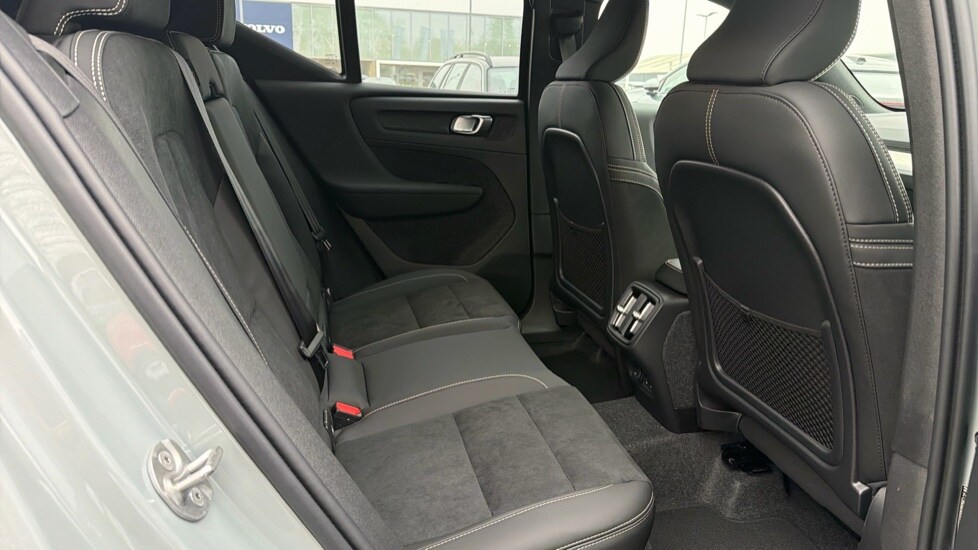 Used Volvo XC40 2026 for sale - 78005477: Photo 6