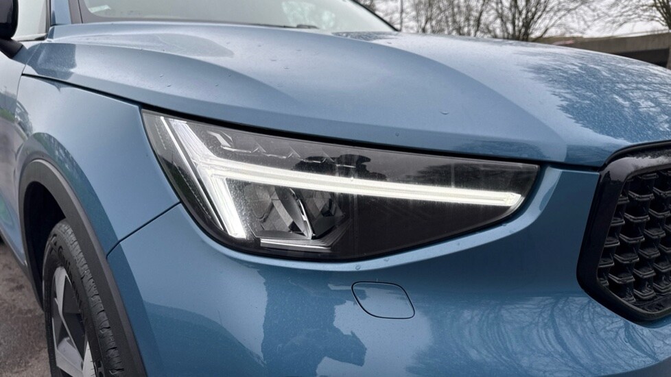 Used Volvo XC40 2023 for sale - 77809927: Photo 14