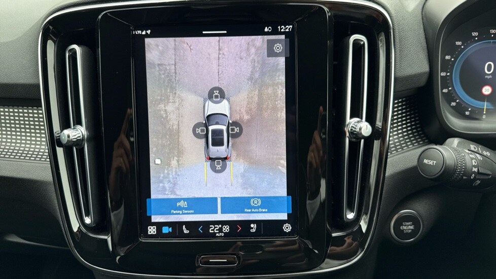 Used Volvo XC40 2023 for sale - 77809927: Photo 17