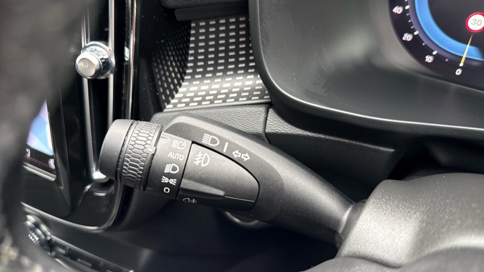 Used Volvo XC40 2023 for sale - 77809927: Photo 20