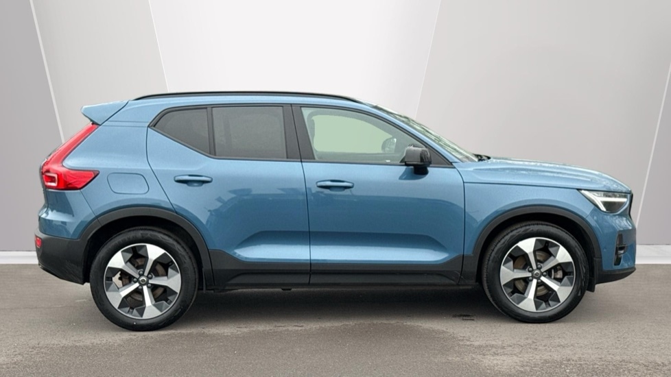 Used Volvo XC40 2023 for sale - 77809927: Photo 3