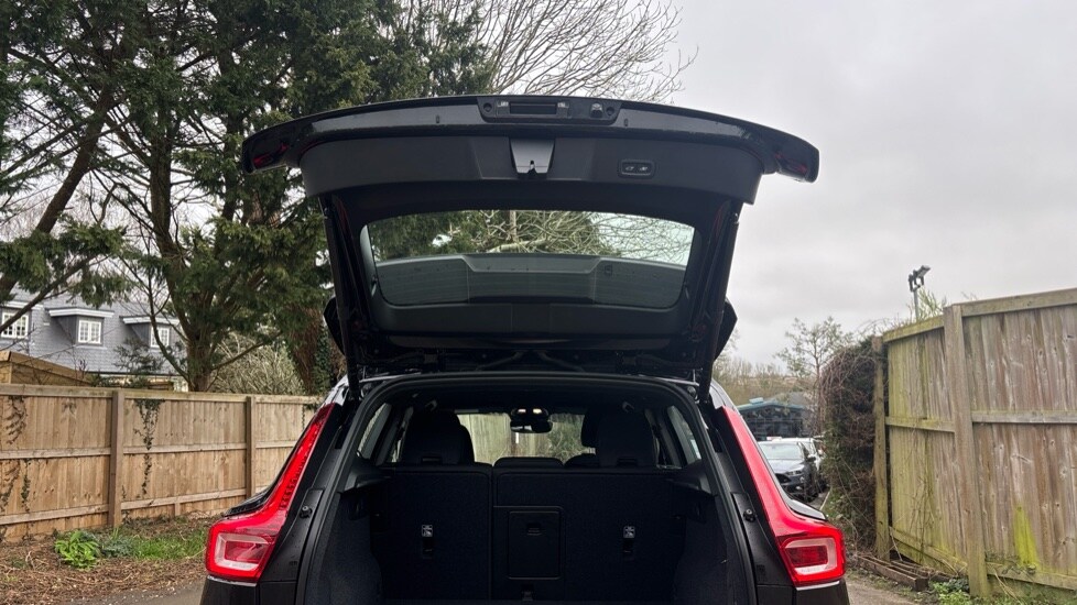 Used Volvo XC40 2025 for sale - 77715290: Photo 13