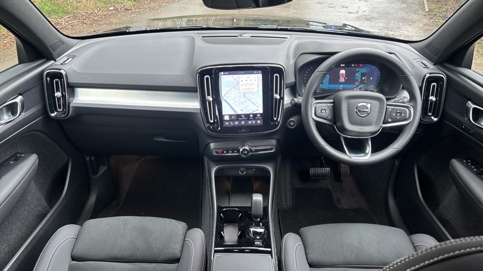 Used Volvo XC40 2025 for sale - 77715290: Photo 5