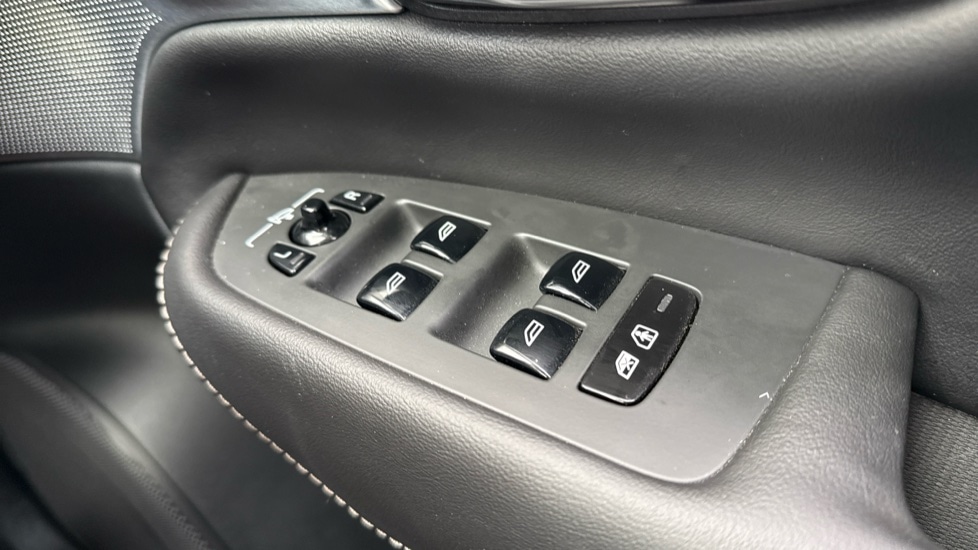 Used Volvo XC90 2024 for sale - 76977560: Photo 21