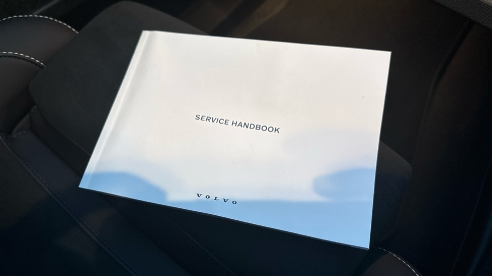 Used Volvo EX40 2025 for sale - 77770861: Photo 14