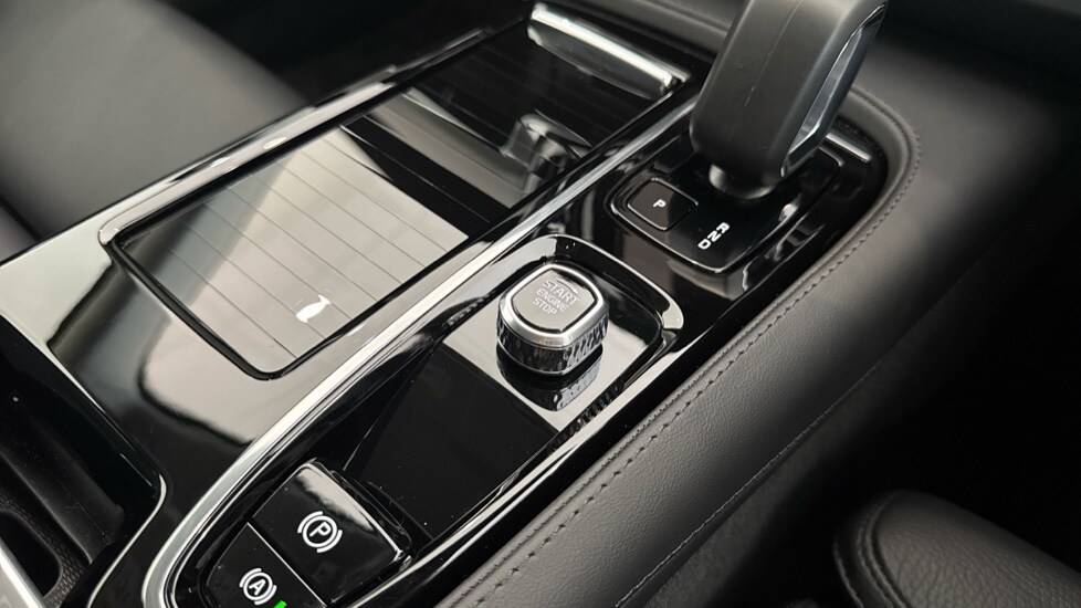 Used Volvo V90 2025 for sale - 76679608: Photo 25