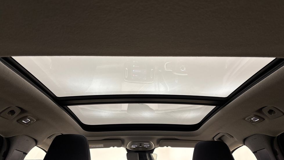 Used Volvo XC40 2025 for sale - 78209735: Photo 11