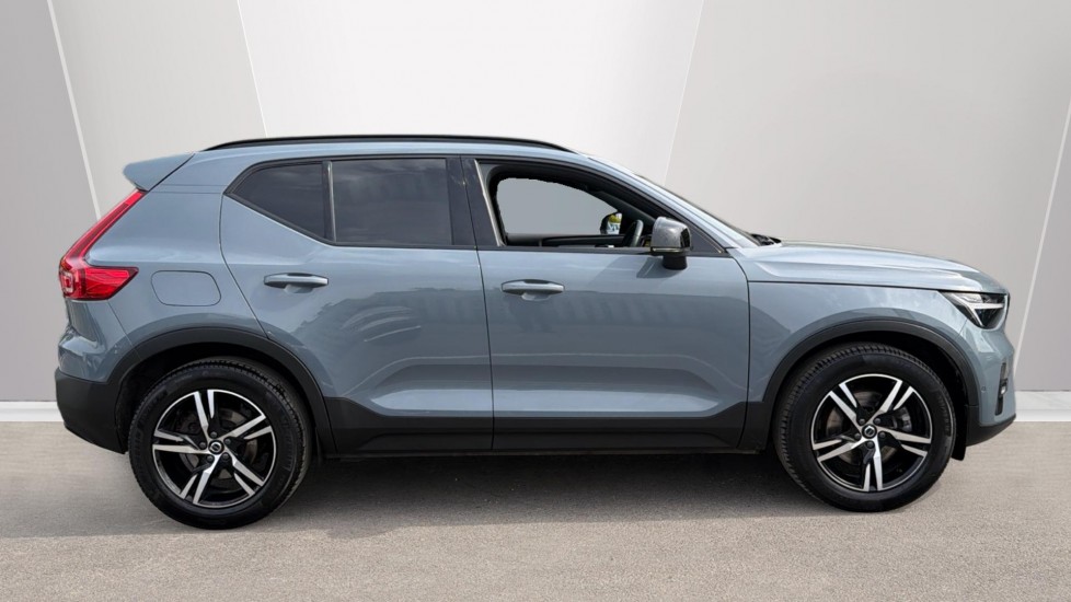 Used Volvo XC40 2023 for sale - 78209725: Photo 3