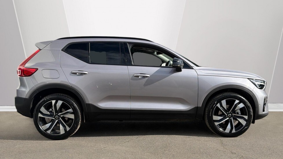 Used Volvo XC40 2026 for sale - 78005485: Photo 3