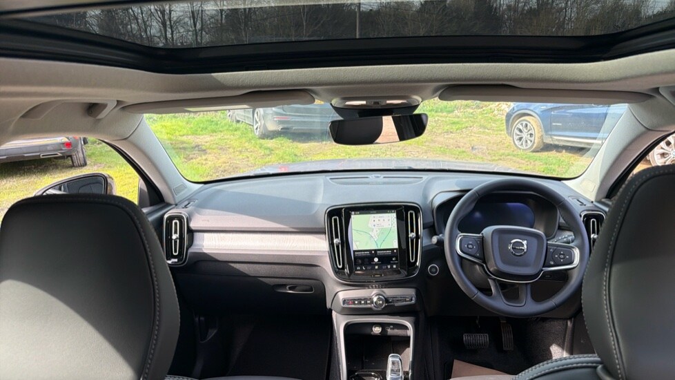 Used Volvo XC40 2026 for sale - 78005485: Photo 5