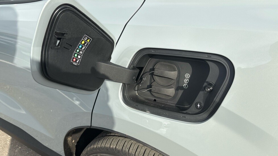 Used Volvo EX30 2025 for sale - 76679690: Photo 15