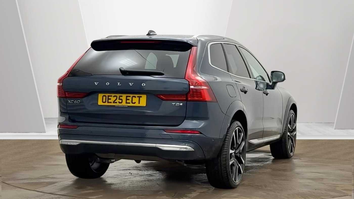 Used Volvo XC60 2025 for sale - 77552160: Photo 3