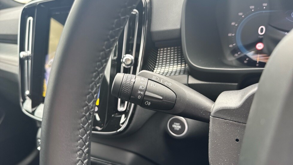 Used Volvo XC40 2024 for sale - 76676986: Photo 18