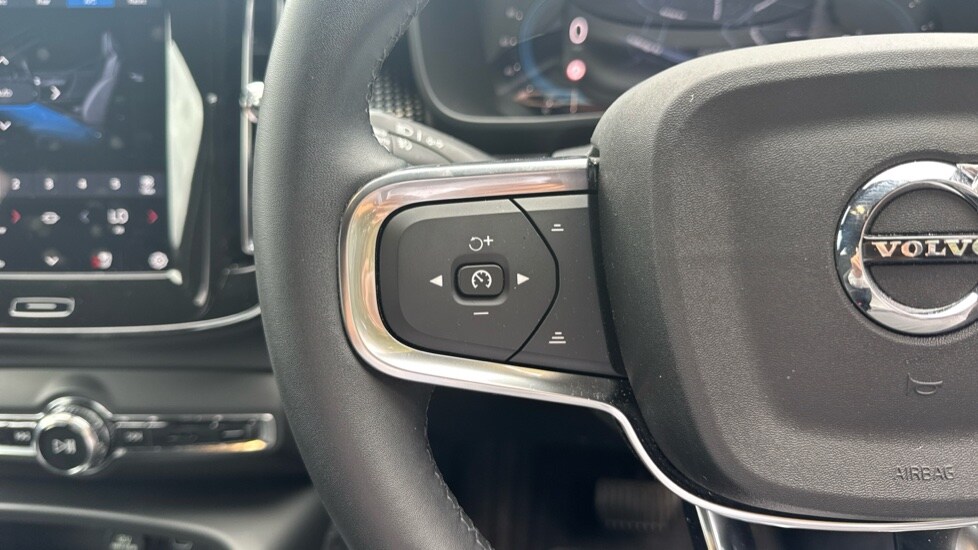 Used Volvo XC40 2024 for sale - 76676986: Photo 19