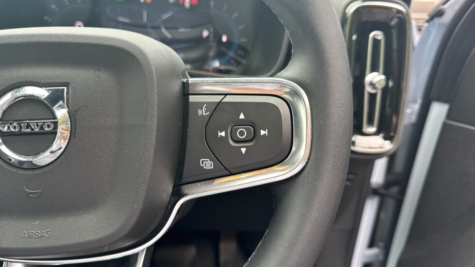 Used Volvo XC40 2024 for sale - 76676986: Photo 20