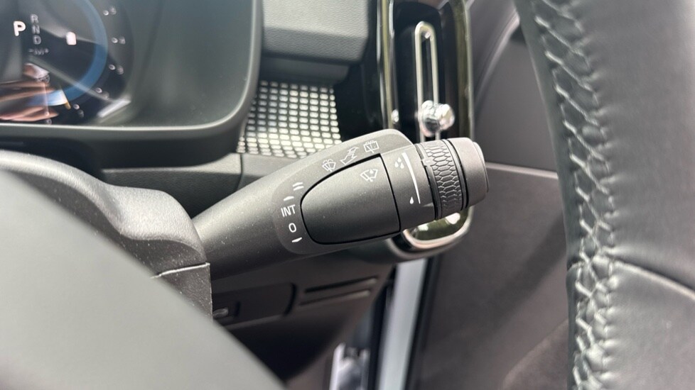 Used Volvo XC40 2024 for sale - 76676986: Photo 21