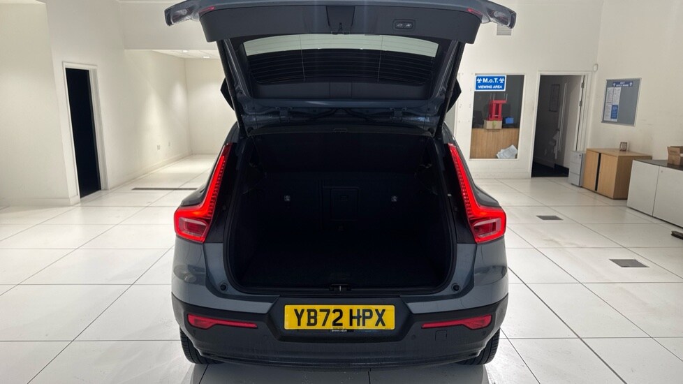 Used Volvo XC40 2023 for sale - 77251400: Photo 13