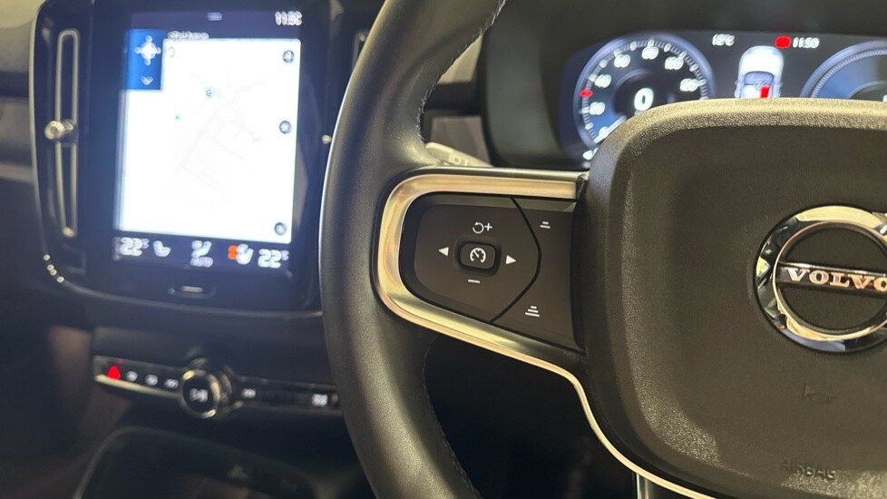 Used Volvo XC40 2023 for sale - 77251400: Photo 19