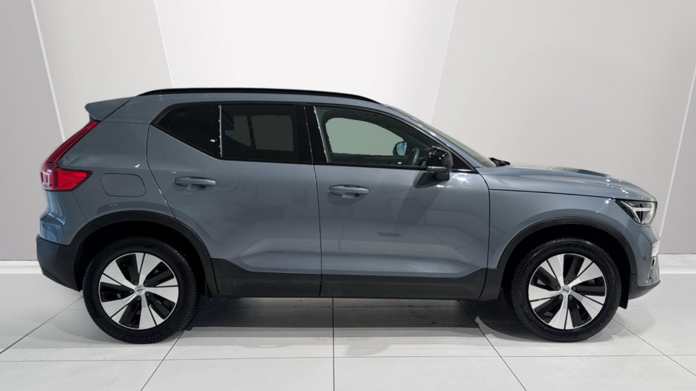 Used Volvo XC40 2023 for sale - 77251400: Photo 3