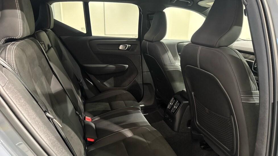 Used Volvo XC40 2023 for sale - 77251400: Photo 6